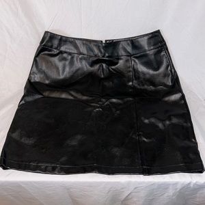 Faux Leather mini skirt